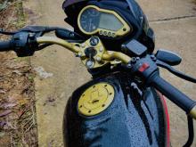 https://riyasewana.com/uploads/bajaj-pulsar-180-1910001024673.jpg