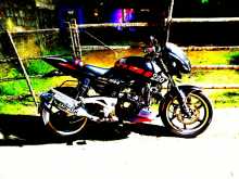 https://riyasewana.com/uploads/bajaj-pulsar-180-1911582713283.jpg