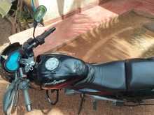 https://riyasewana.com/uploads/bajaj-pulsar-180-1923011413462.jpg