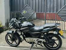 Bajaj Pulsar 180 2015 Motorbike