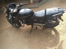 https://riyasewana.com/uploads/bajaj-pulsar-180-201714486435.jpg