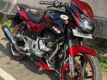 Bajaj Pulsar 180 2016 Motorbike