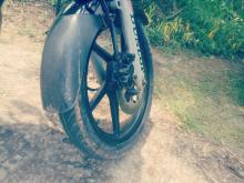 https://riyasewana.com/uploads/bajaj-pulsar-180-2110350819263.jpg
