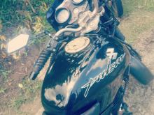 https://riyasewana.com/uploads/bajaj-pulsar-180-2110351019295.jpg