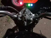 https://riyasewana.com/uploads/bajaj-pulsar-180-21120306734.jpg