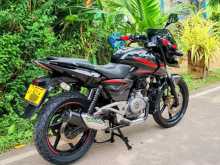 Bajaj Pulsar 180 2017 Motorbike