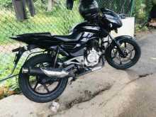 Bajaj Pulsar 180 2016 Motorbike