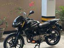 Bajaj Pulsar 180 2016 Motorbike