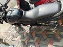 https://riyasewana.com/uploads/bajaj-pulsar-180-216161222373.jpg