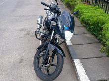 Bajaj Pulsar 180 2016 Motorbike