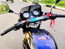 Bajaj Pulsar 180 2006 Motorbike