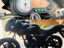 https://riyasewana.com/uploads/bajaj-pulsar-180-2213484413343.jpg