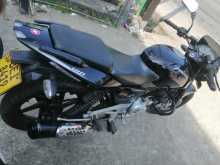 https://riyasewana.com/uploads/bajaj-pulsar-180-231031391063.jpg