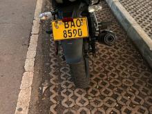 Bajaj Pulsar 180 2014 Motorbike