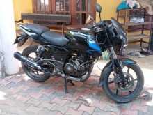 Bajaj Pulsar 180 2015 Motorbike