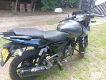 Bajaj Pulsar 180 2015 Motorbike