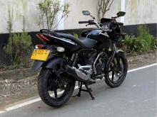 https://riyasewana.com/uploads/bajaj-pulsar-180-2517411924783.jpg