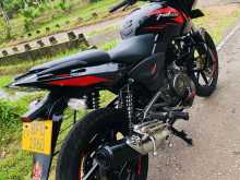 Bajaj Pulsar 180 Twin 2017 Motorbike