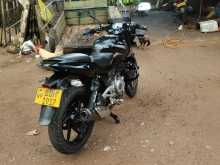 Bajaj Pulsar 180 2016 Motorbike