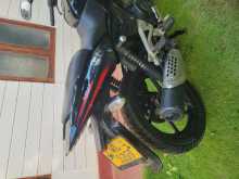 https://riyasewana.com/uploads/bajaj-pulsar-180-262043574543.jpg