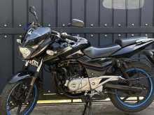 Bajaj Pulsar 180 2016 Motorbike