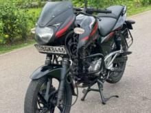 Bajaj Pulsar 180 2017 Motorbike