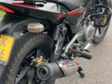 https://riyasewana.com/uploads/bajaj-pulsar-180-2711530213714.jpg