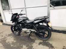 Bajaj Pulsar 180 2016 Motorbike