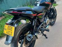 Bajaj Pulsar 180 2017 Motorbike