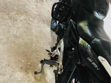 https://riyasewana.com/uploads/bajaj-pulsar-180-2718011224921.jpg