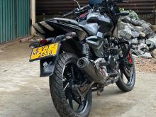 Bajaj Pulsar 180 2009 Motorbike