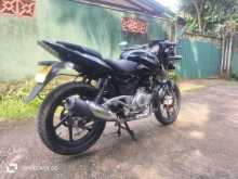 Bajaj Pulsar 180 2017 Motorbike