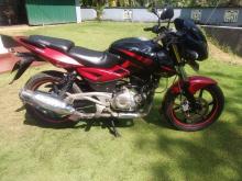 Bajaj Pulsar 180 2016 Motorbike