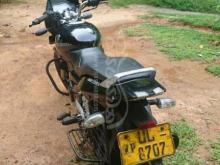 https://riyasewana.com/uploads/bajaj-pulsar-180-29163116674596.jpg