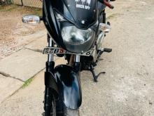 Bajaj Pulsar 180 2016 Motorbike