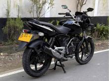 https://riyasewana.com/uploads/bajaj-pulsar-180-3014573924024.jpg