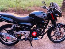 Bajaj Pulsar 180 2006 Motorbike