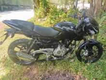 https://riyasewana.com/uploads/bajaj-pulsar-180-37281513513.jpg