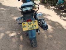 Bajaj Pulsar 180 2017 Motorbike