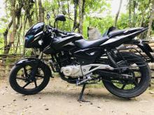 Bajaj Pulsar 180 2016 Motorbike
