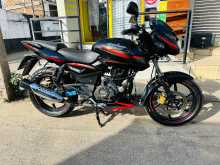 Bajaj Pulsar 180 2018 Motorbike