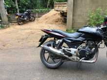 https://riyasewana.com/uploads/bajaj-pulsar-180-59074413854.jpg