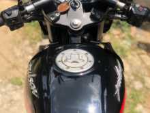 https://riyasewana.com/uploads/bajaj-pulsar-180-69571613692.jpg