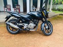 Bajaj Pulsar 180 2011 Motorbike