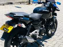 https://riyasewana.com/uploads/bajaj-pulsar-180-720053813712.jpg