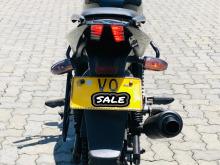 https://riyasewana.com/uploads/bajaj-pulsar-180-720065319755.jpg