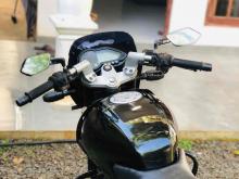 https://riyasewana.com/uploads/bajaj-pulsar-180-79045124513.jpg