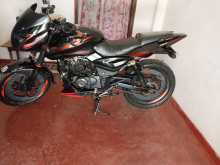 Bajaj Pulsar 180 2012 Motorbike