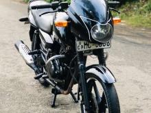 https://riyasewana.com/uploads/bajaj-pulsar-180-81934306562.jpg