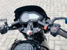 https://riyasewana.com/uploads/bajaj-pulsar-180-89242224393.jpg